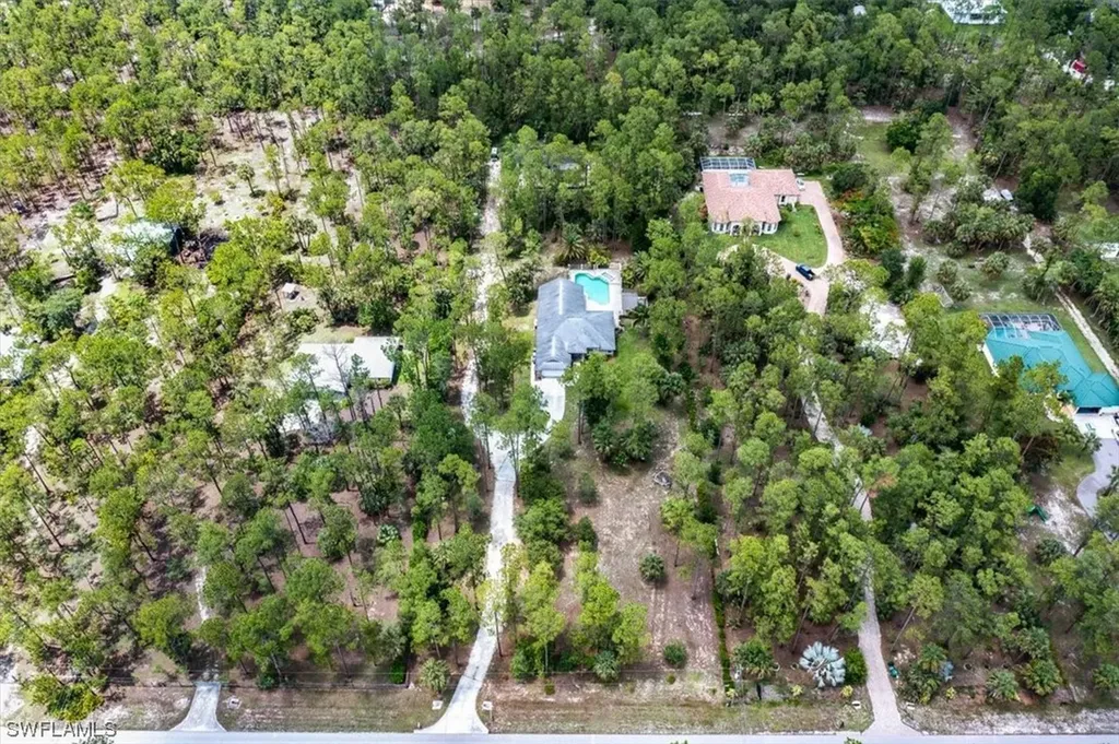 3625 3rd Avenue NW Naples FL 34120