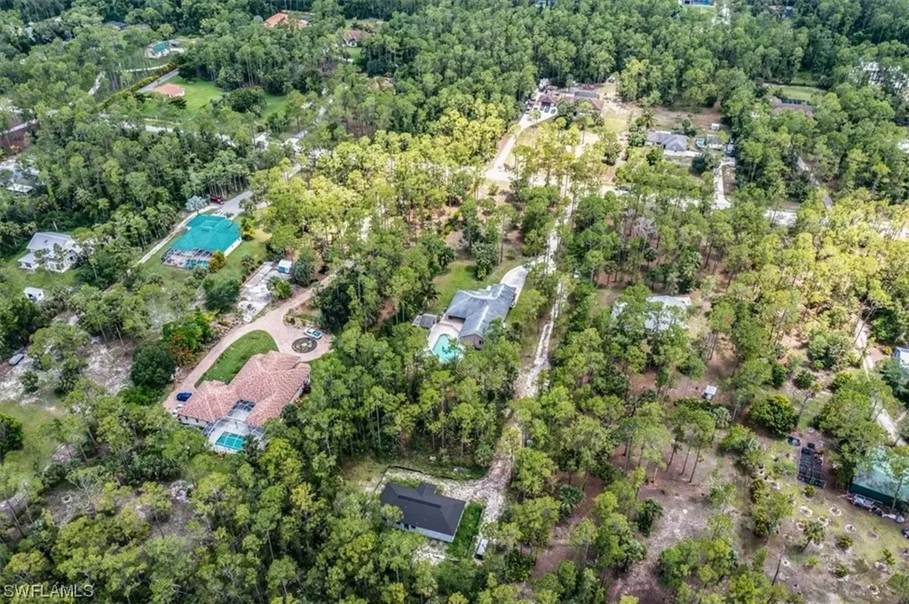 3625 3rd Avenue NW Naples FL 34120