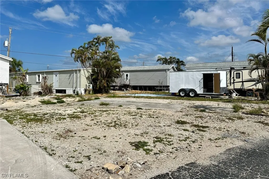 11 Helen Lane Fort Myers Beach FL 33931