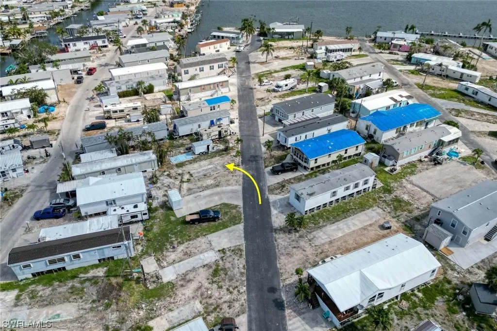 11 Helen Lane Fort Myers Beach FL 33931