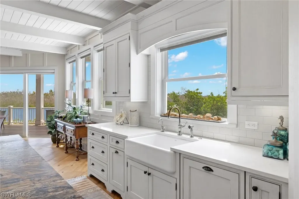 6401 Pine Avenue Sanibel FL 33957