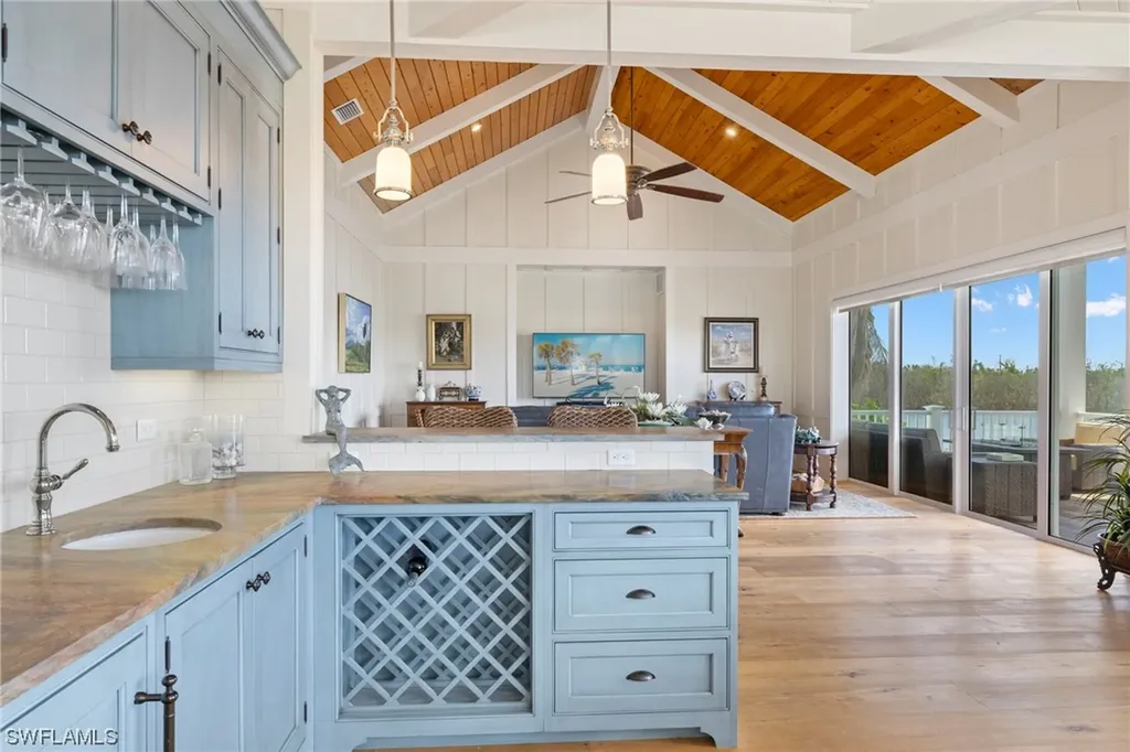 6401 Pine Avenue Sanibel FL 33957