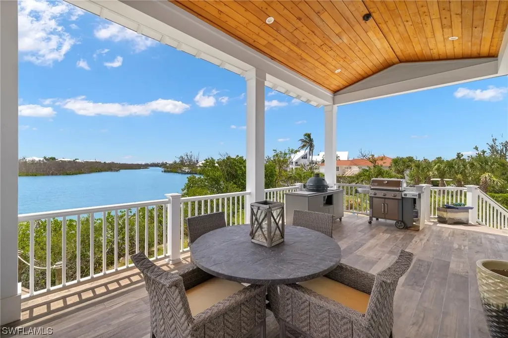 6401 Pine Avenue Sanibel FL 33957