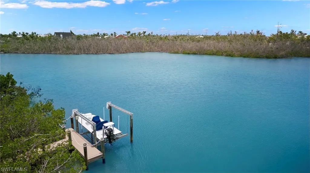 6401 Pine Avenue Sanibel FL 33957