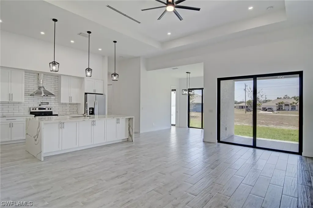 1818 NW 24th Avenue Cape Coral FL 33993