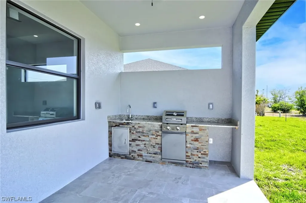 1818 NW 24th Avenue Cape Coral FL 33993