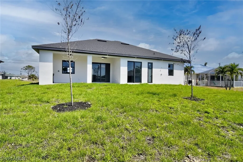 1818 NW 24th Avenue Cape Coral FL 33993