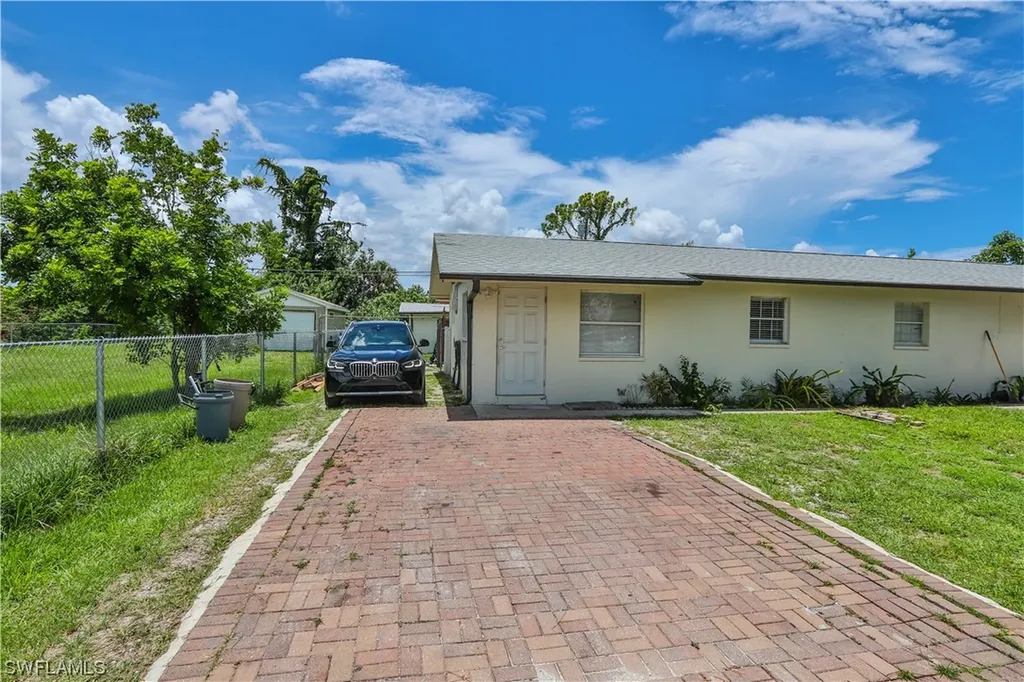 1638 Cypress Drive Fort Myers FL 33907