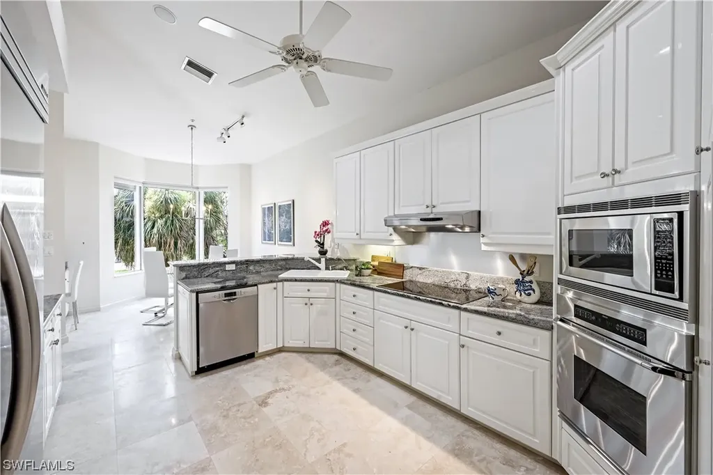171 Colonade Circle Naples FL 34103