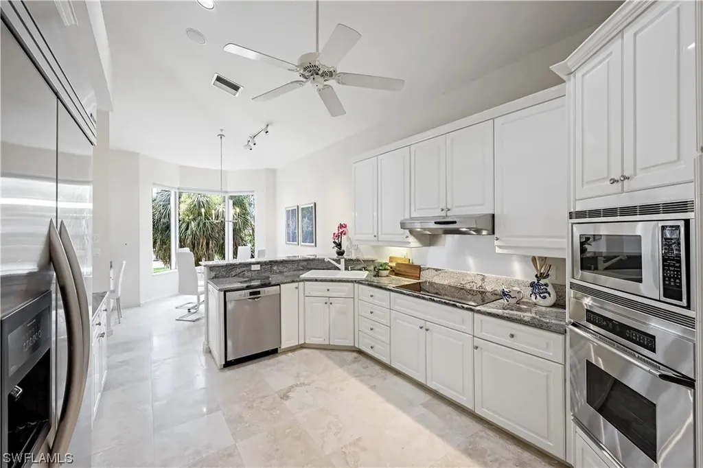 171 Colonade Circle Naples FL 34103