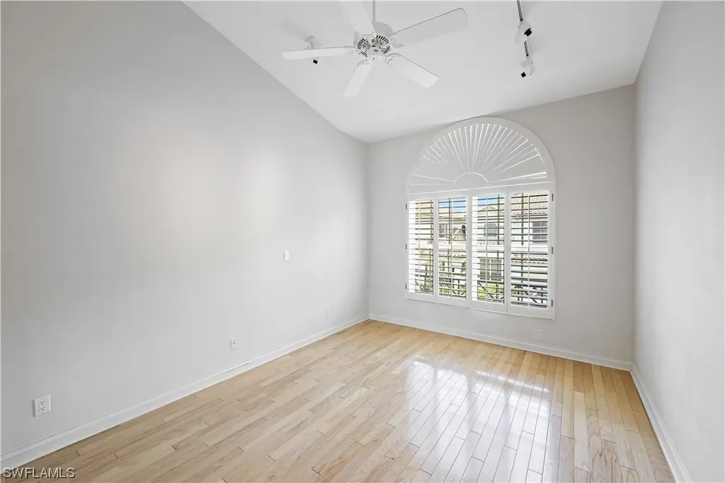 171 Colonade Circle Naples FL 34103