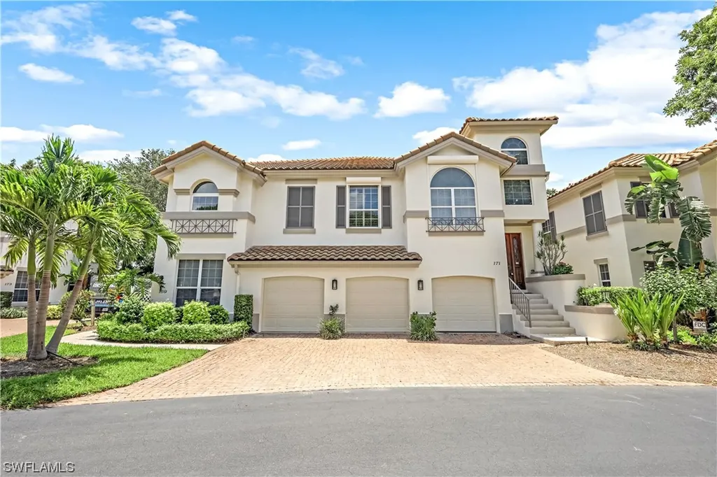 171 Colonade Circle Naples FL 34103