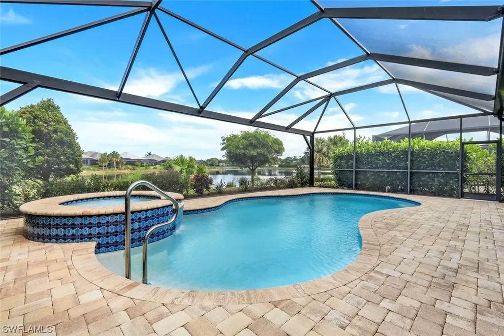 5093 Tortola Court Naples FL 34113