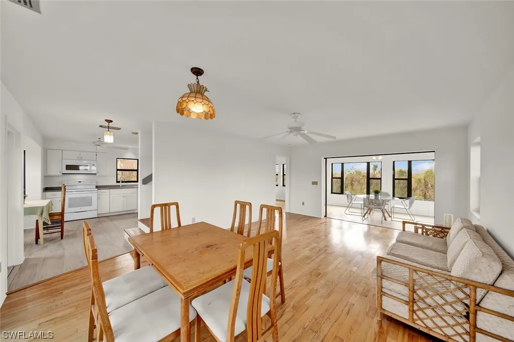 4263 Gulf Pines Drive Sanibel FL 33957