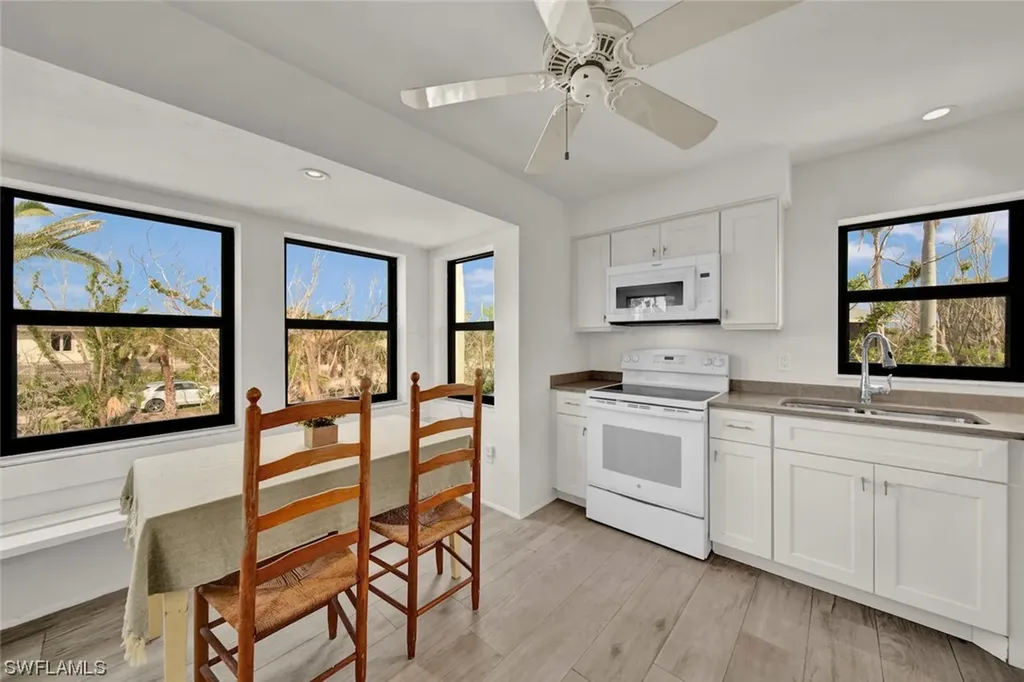 4263 Gulf Pines Drive Sanibel FL 33957