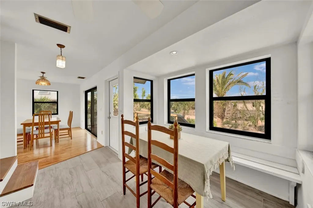 4263 Gulf Pines Drive Sanibel FL 33957
