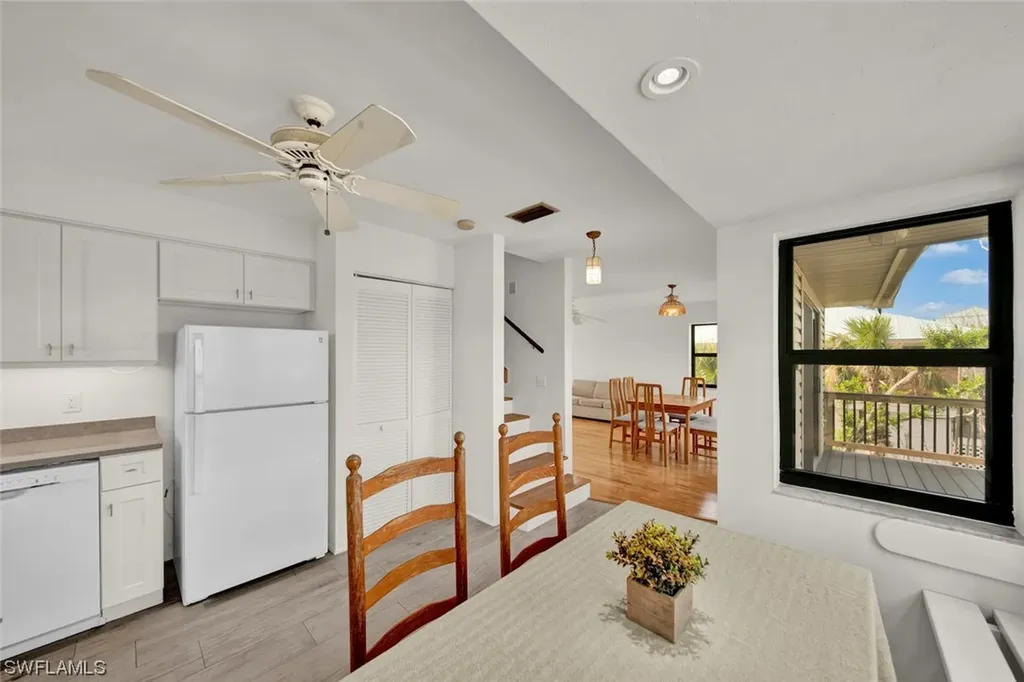 4263 Gulf Pines Drive Sanibel FL 33957