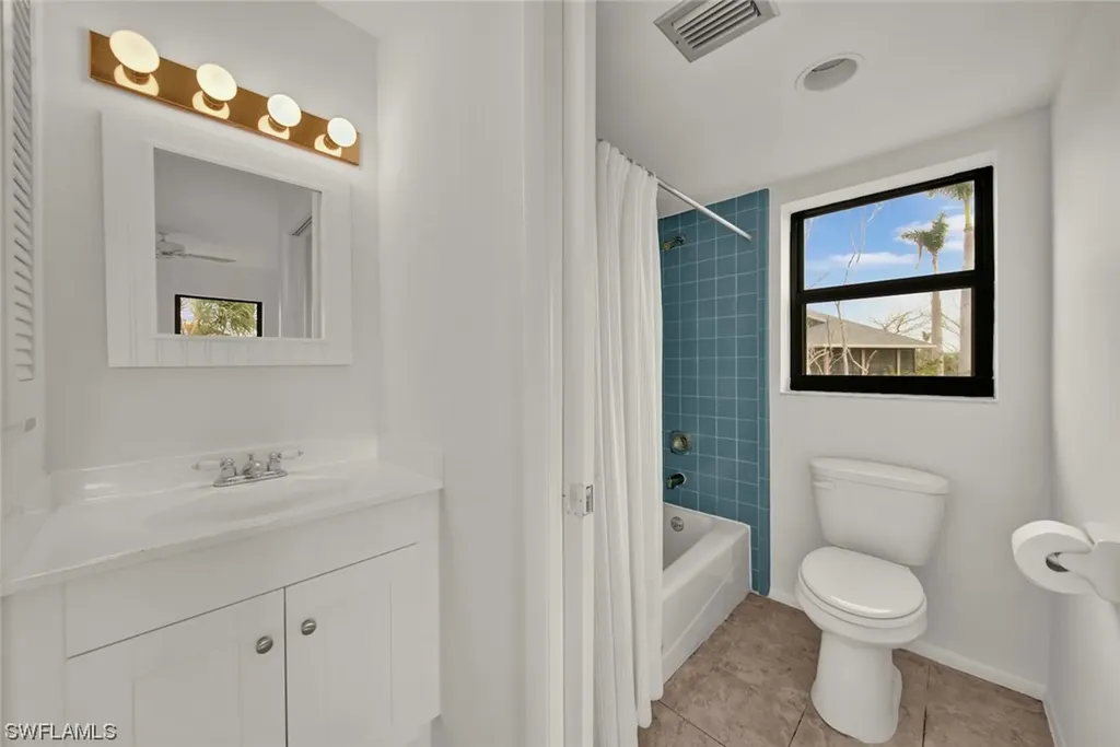 4263 Gulf Pines Drive Sanibel FL 33957