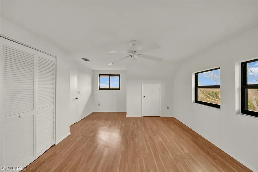 4263 Gulf Pines Drive Sanibel FL 33957