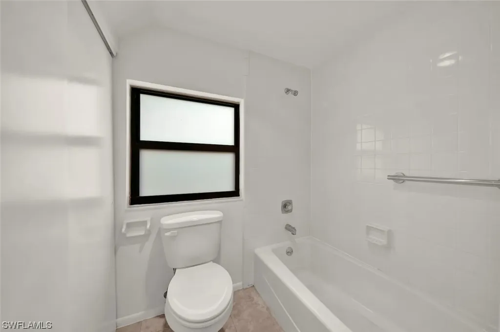 4263 Gulf Pines Drive Sanibel FL 33957