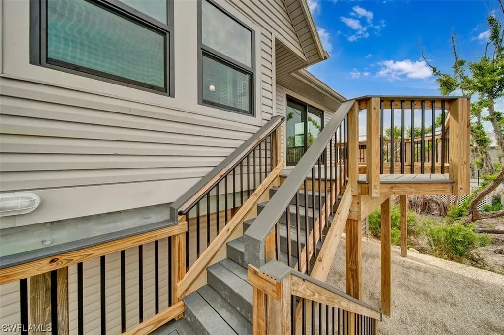 4263 Gulf Pines Drive Sanibel FL 33957