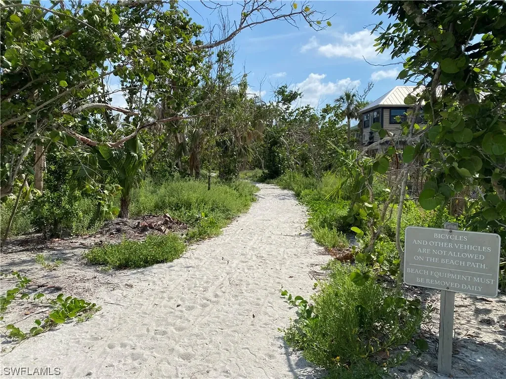 4263 Gulf Pines Drive Sanibel FL 33957