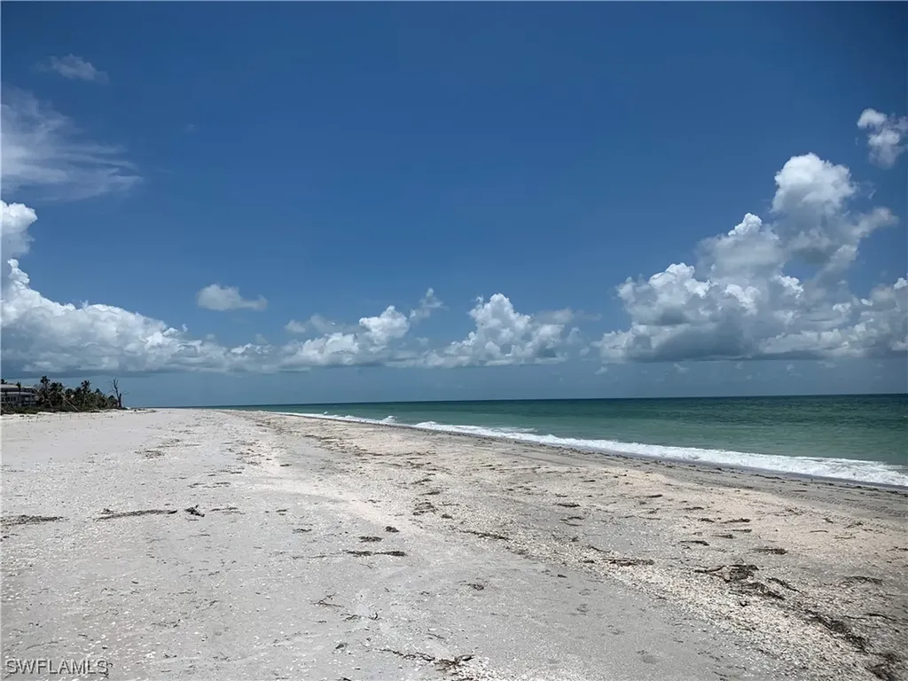 4263 Gulf Pines Drive Sanibel FL 33957