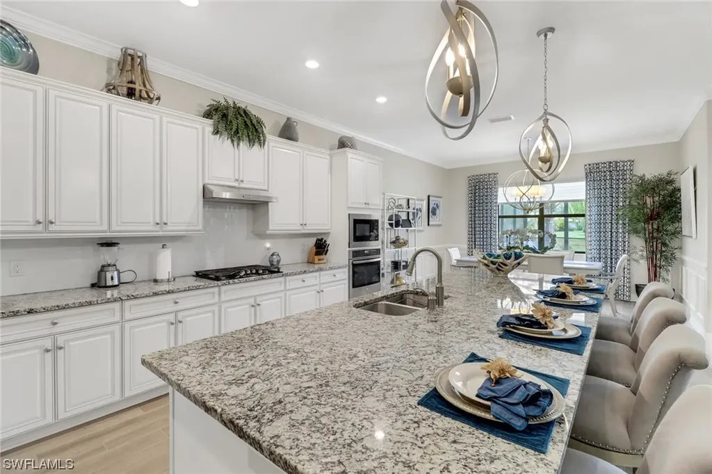 2107 Antigua Lane Naples FL 34120
