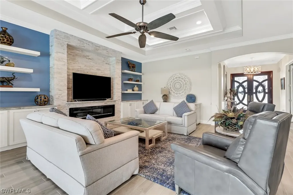 2107 Antigua Lane Naples FL 34120