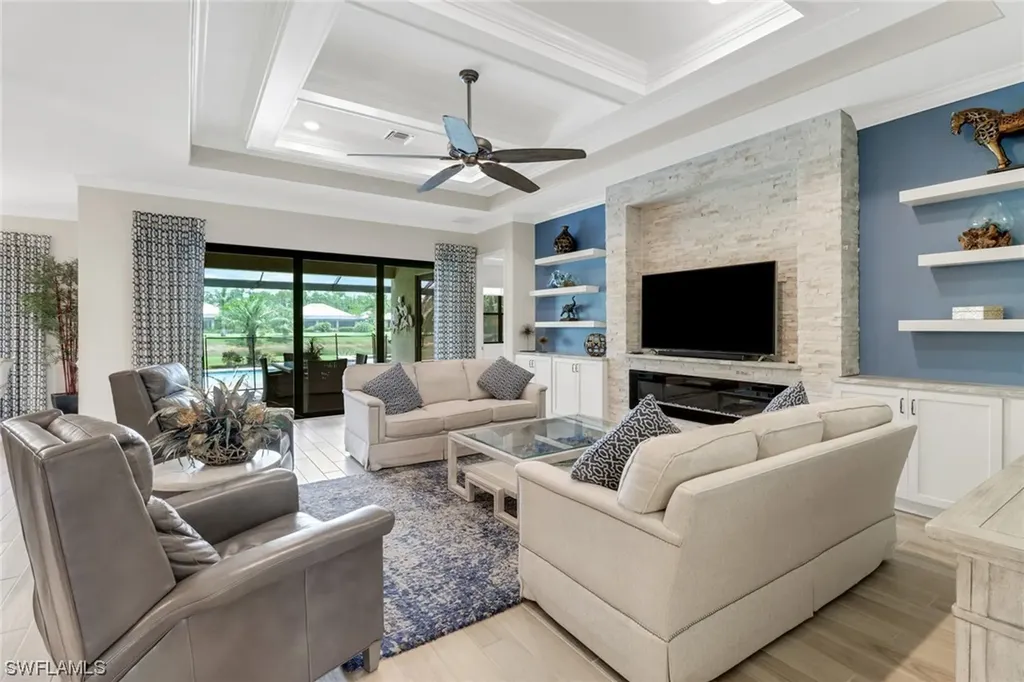 2107 Antigua Lane Naples FL 34120