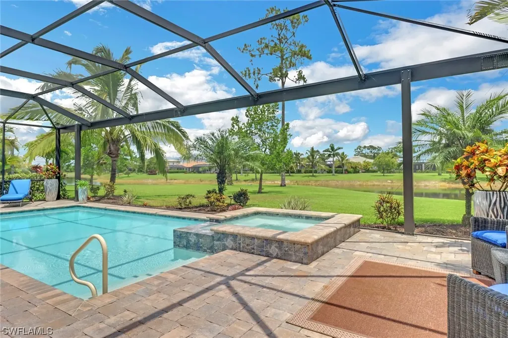 2107 Antigua Lane Naples FL 34120