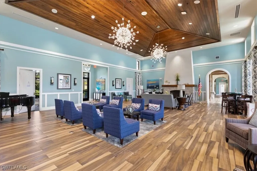 2107 Antigua Lane Naples FL 34120
