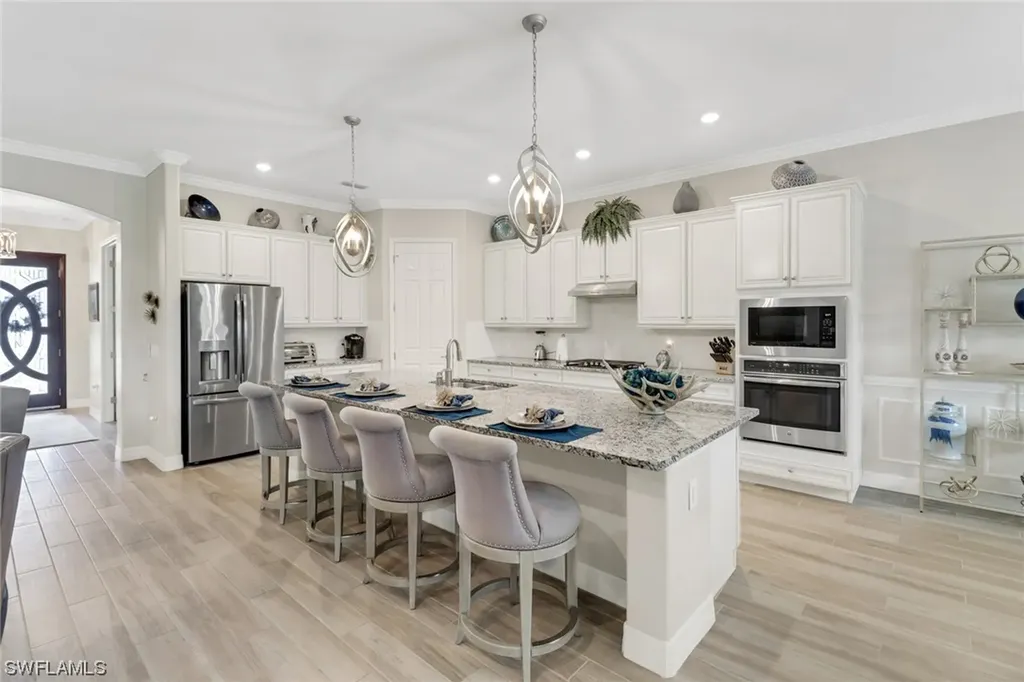 2107 Antigua Lane Naples FL 34120