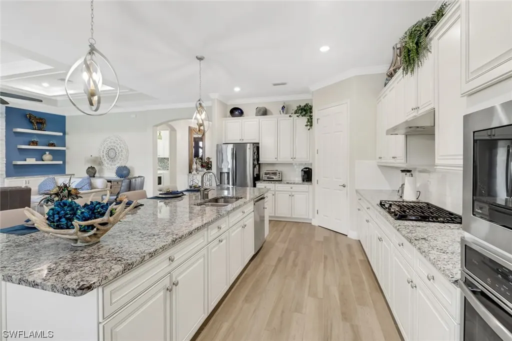 2107 Antigua Lane Naples FL 34120