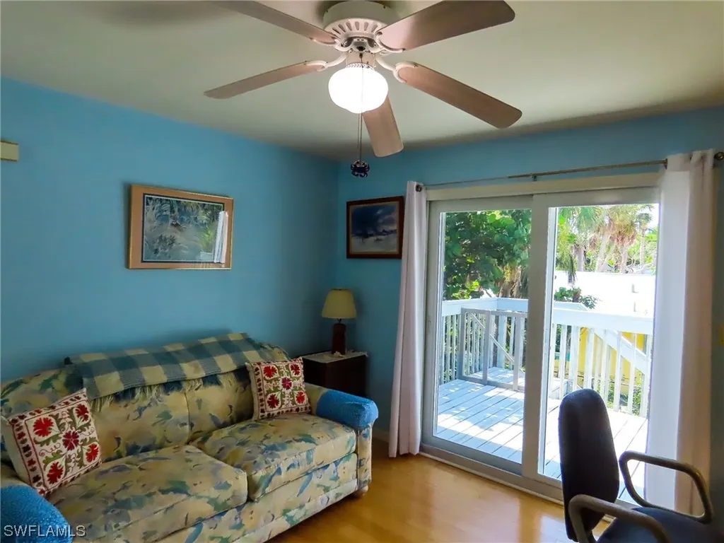 1535 Centre Street Sanibel FL 33957