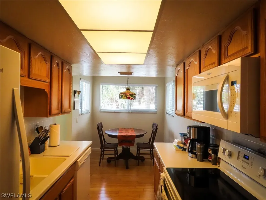 1535 Centre Street Sanibel FL 33957