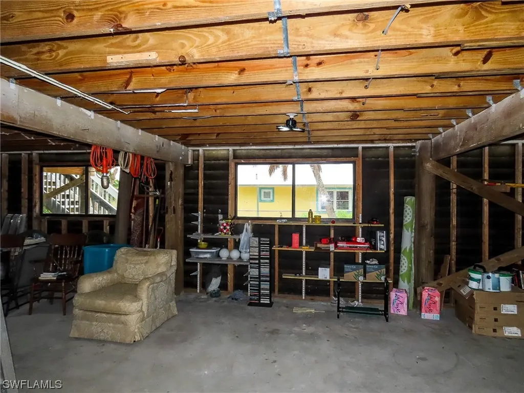 1535 Centre Street Sanibel FL 33957