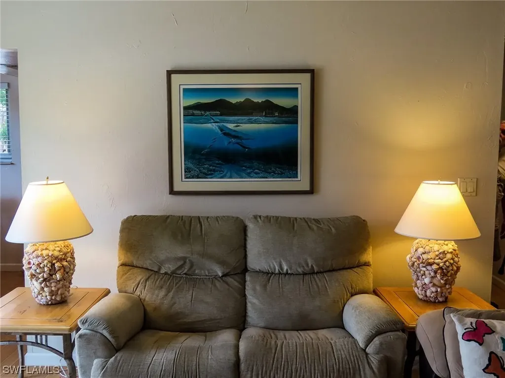 1535 Centre Street Sanibel FL 33957