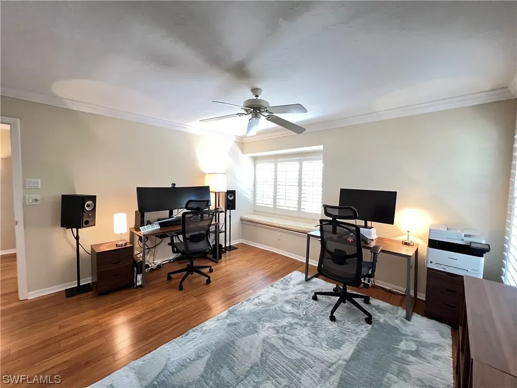 2819 Aintree Lane Naples FL 34112