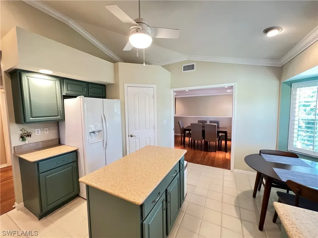 2819 Aintree Lane Naples FL 34112
