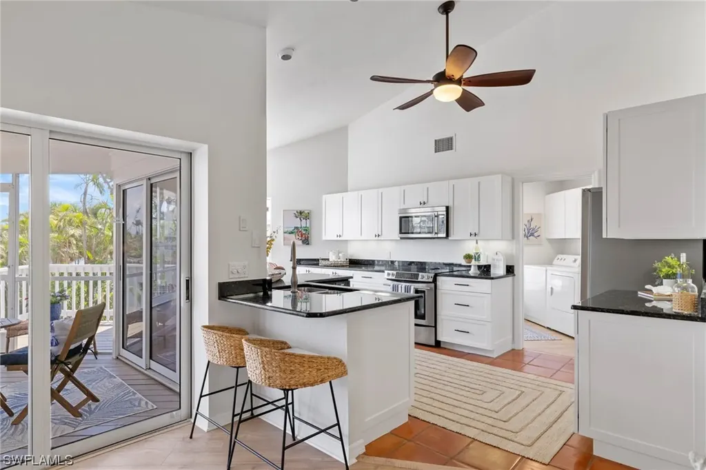 3302 Twin Lakes Lane Sanibel FL 33957