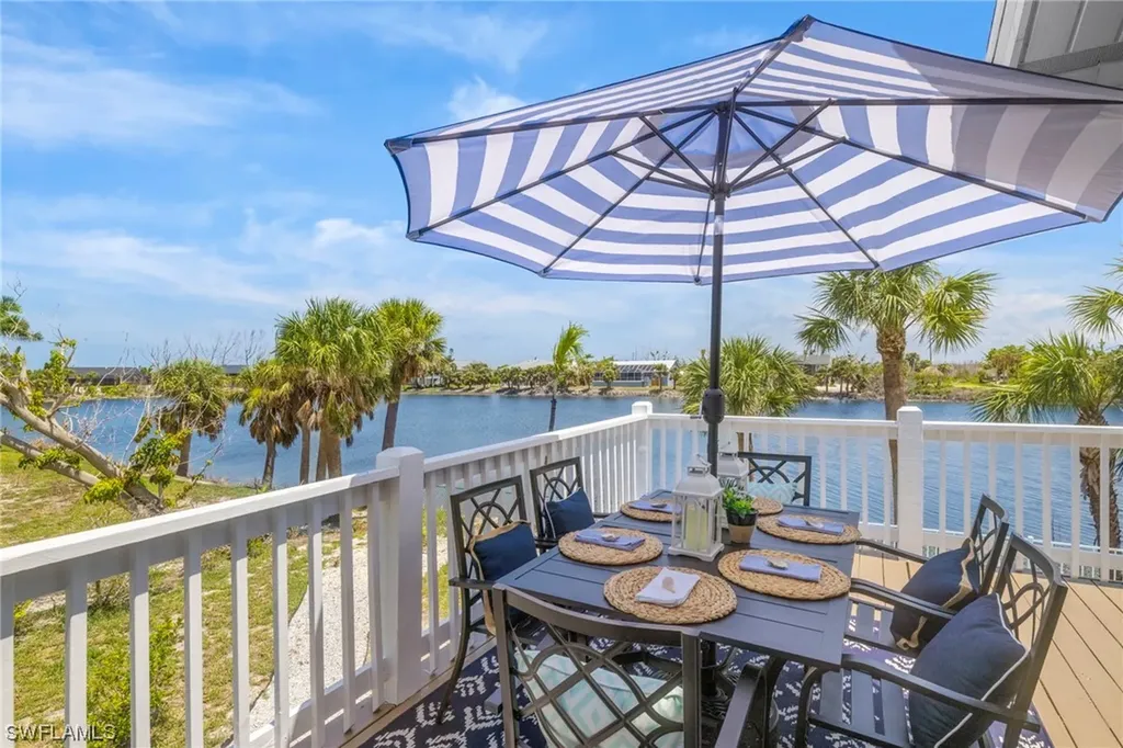 3302 Twin Lakes Lane Sanibel FL 33957
