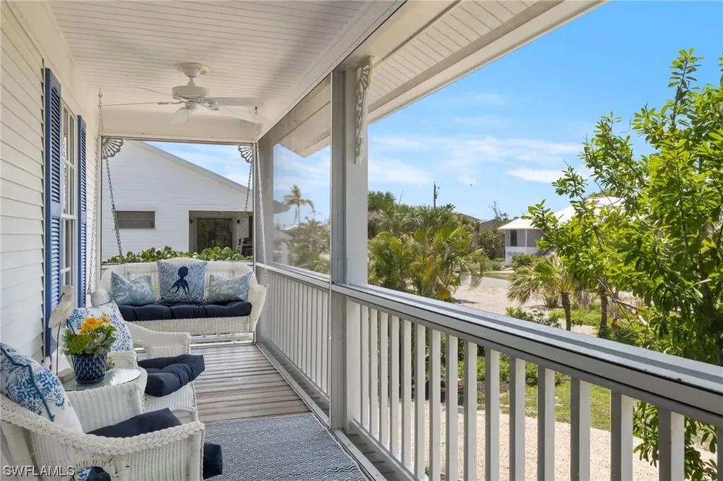 3302 Twin Lakes Lane Sanibel FL 33957