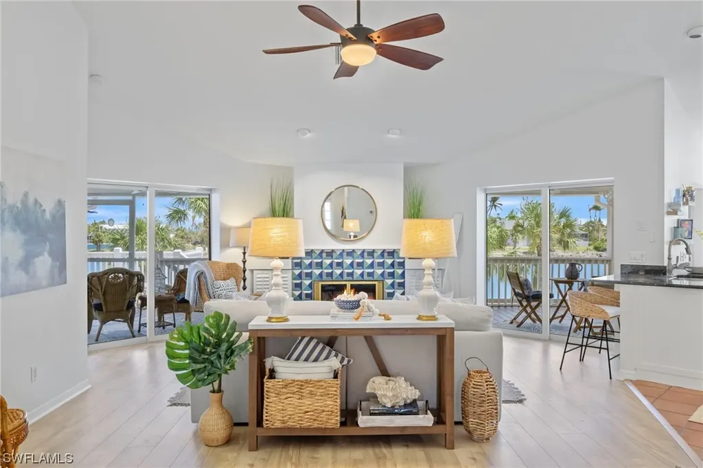 3302 Twin Lakes Lane Sanibel FL 33957