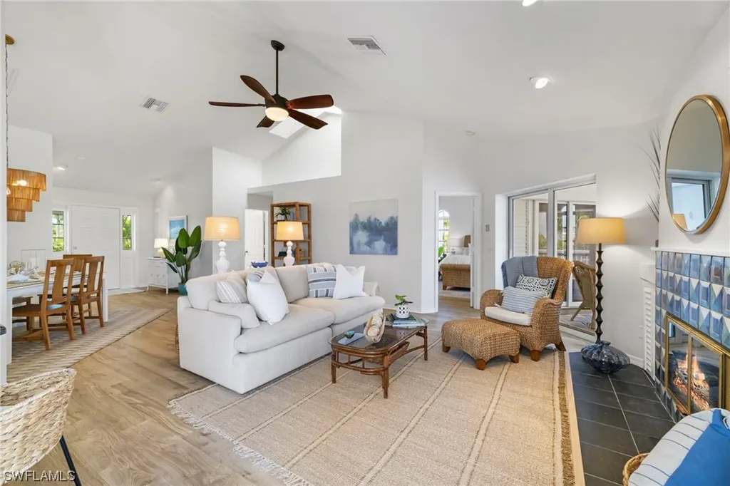 3302 Twin Lakes Lane Sanibel FL 33957