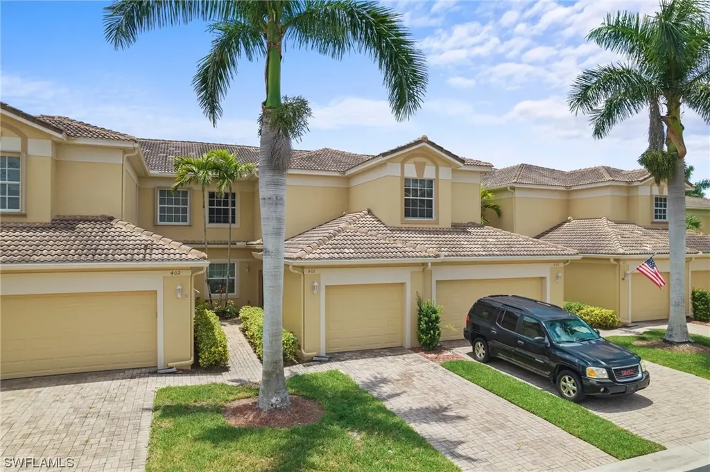 6031 Jonathans Bay Circle Fort Myers FL 33908