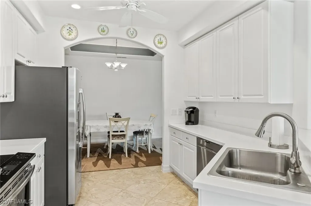 6031 Jonathans Bay Circle Fort Myers FL 33908
