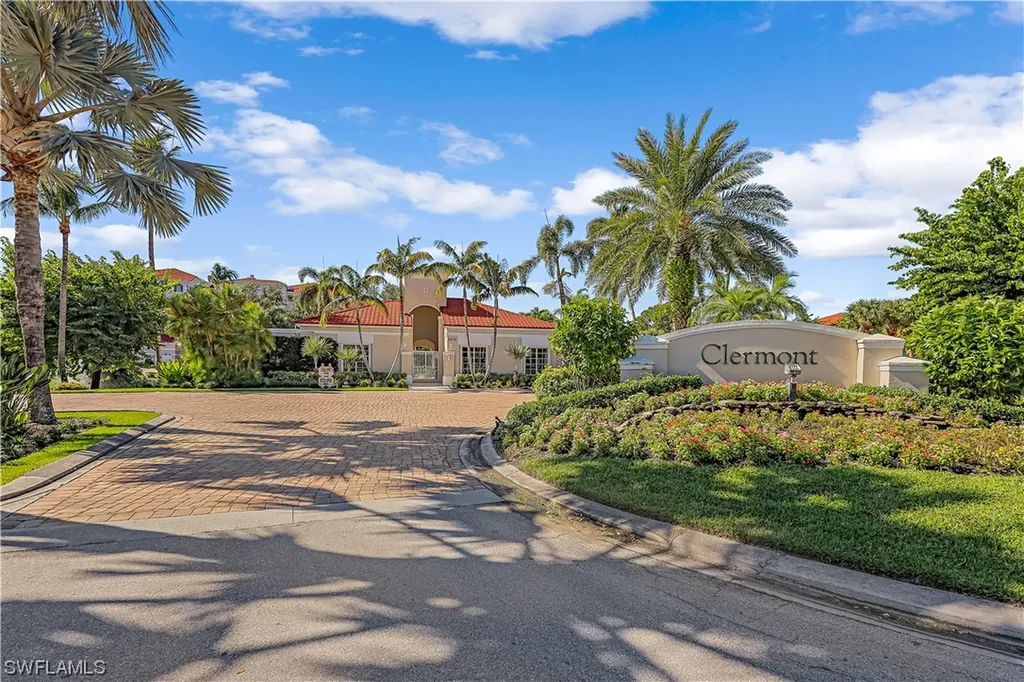 Naples FL, 1540 Clermont Drive, Unit F-105