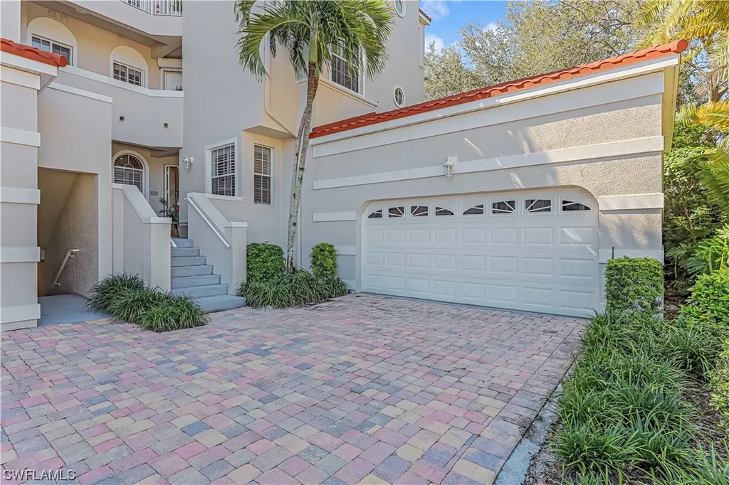 1540 Clermont Drive Naples FL 34109