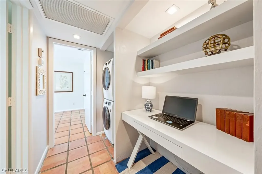 515 Serendipity Drive Naples FL 34108